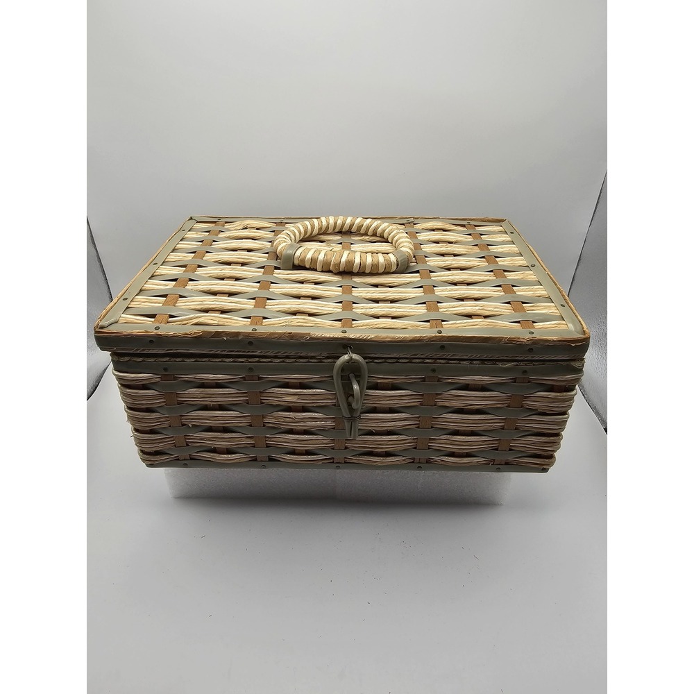 Vintage Wicker Sewing Basket with Removable Tray and Patchwork Purse Sewing Kit - Picture 1 of 10
